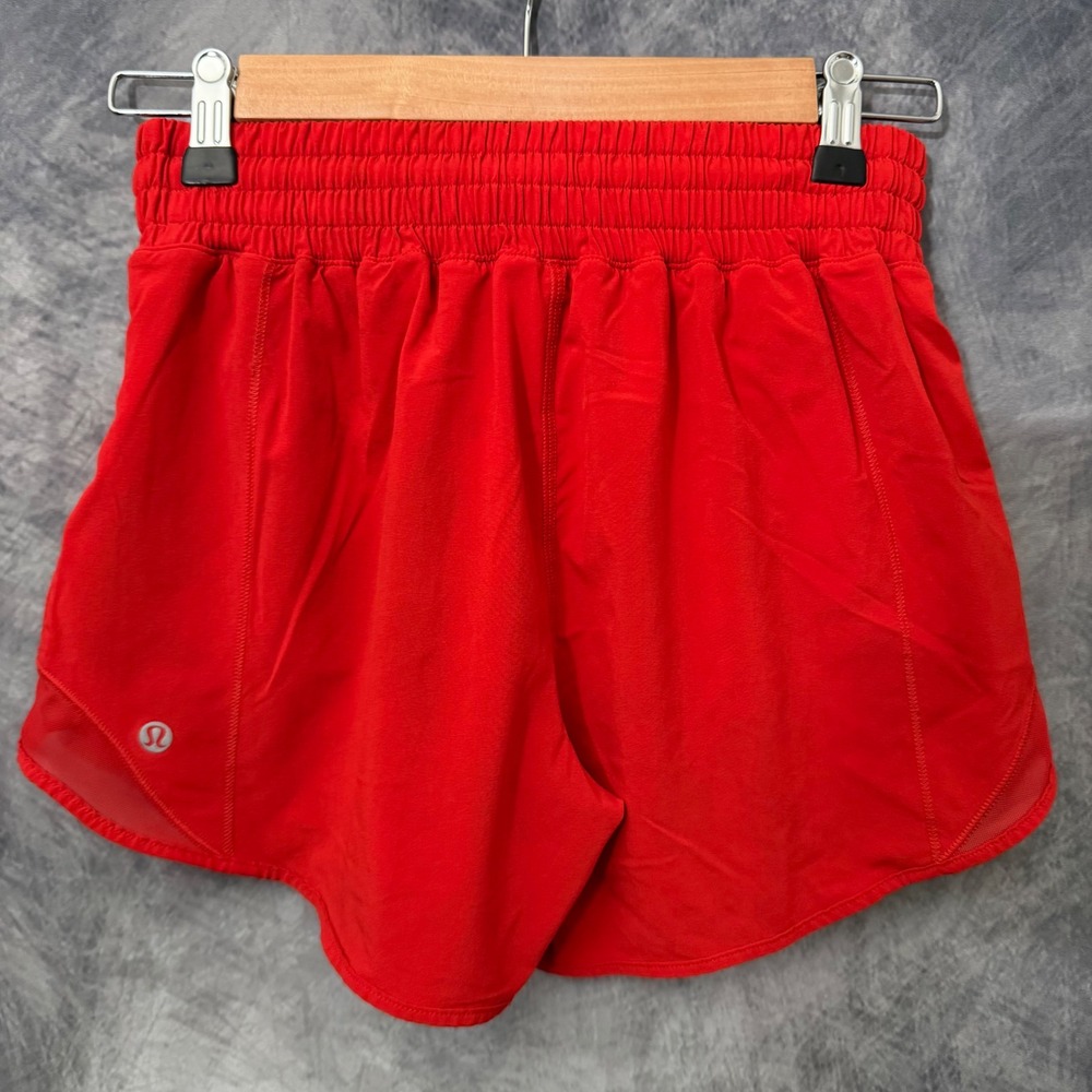 Lululemon Hotty Hot High-Rise Lined Shorts Red Size 4 2.5 Inch Inseam